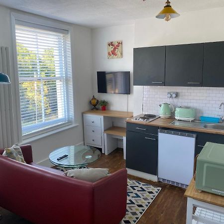 Accommodation Hub Studio 2 London Bagian luar foto