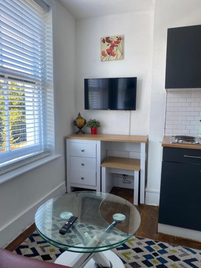 Accommodation Hub Studio 2 London Bagian luar foto