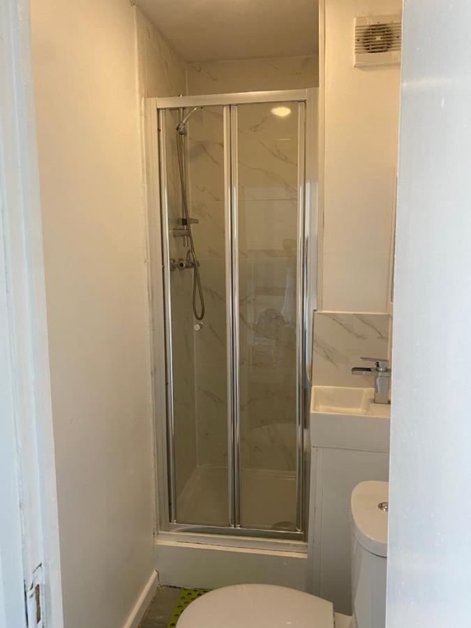 Accommodation Hub Studio 2 London Bagian luar foto